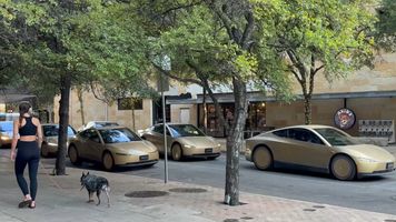 To już się dzieje. Tesle Cybercab pojawiły się na ulicach Austin przed premierą