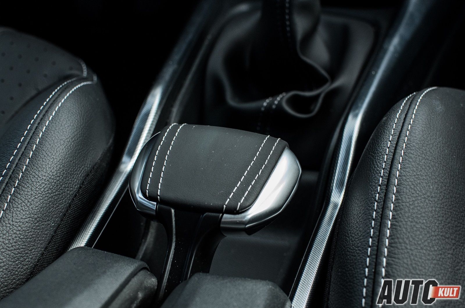 Peugeot 2008 1,6 VTi Allure - test [galeria] 20