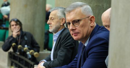 Wpadka komisji ds. rosyjskich wpływów? Z raportu zniknęły nazwiska