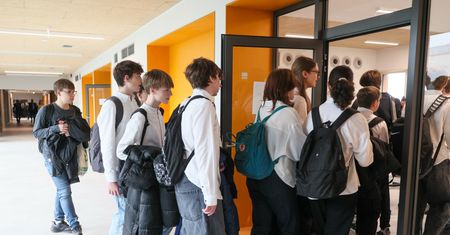 5 tys. złotych od Tuska. Uczniowie dostaną specjalne stypendium