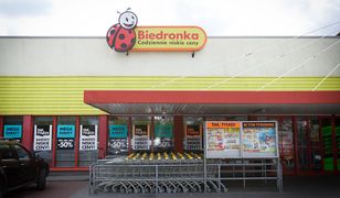 Biedronka podnosi ceny, by je potem obniżyć?