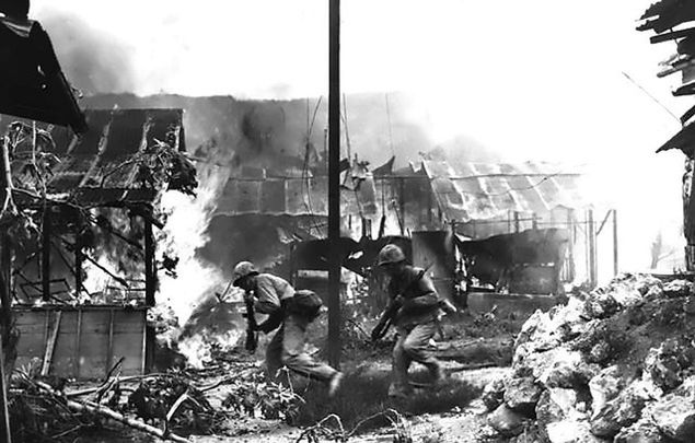 Amerykańscy marines w bitwie o Saipan 