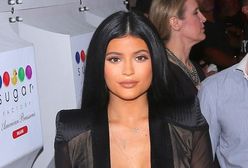 Kylie Jenner: ma dopiero 17 lat, a już szokuje wyzywającymi kreacjami. Co będzie później?
