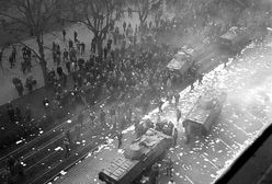 Milicja i wojsko zastrzeliły 44 protestujących