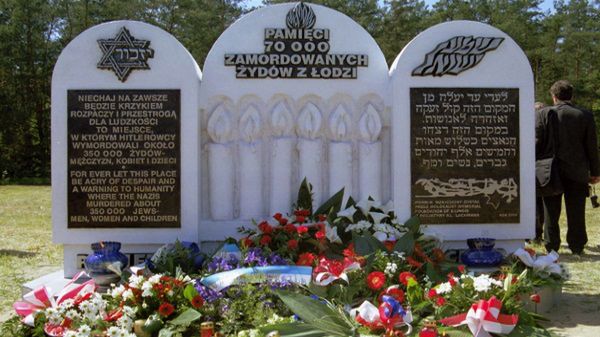Pomnik upamiętniający ofiary obozu zagłady w Kulmhof