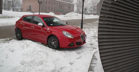 TEST: Alfa Romeo Giulietta 1750 Quadrifoglio Verde - Szalona Włoszka