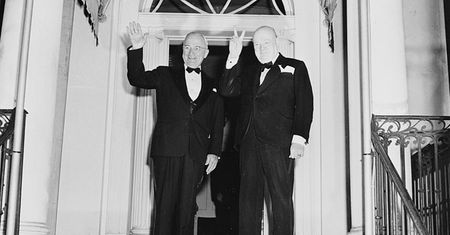 Tajny raport ujawnia, że Winston Churchill był za nuklearnym atakiem USA na ZSRR