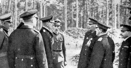 Kapitan pod gilotyną. Pokazowy proces oficera kontrwywiadu Antoniego Kasztelana