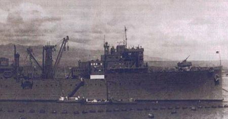 Okręt remontowy USS ''Medusa'' - pływająca stocznia