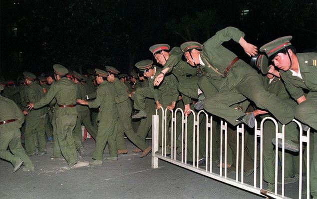 Masakra protestujących na placu Tiananmen w Pekinie