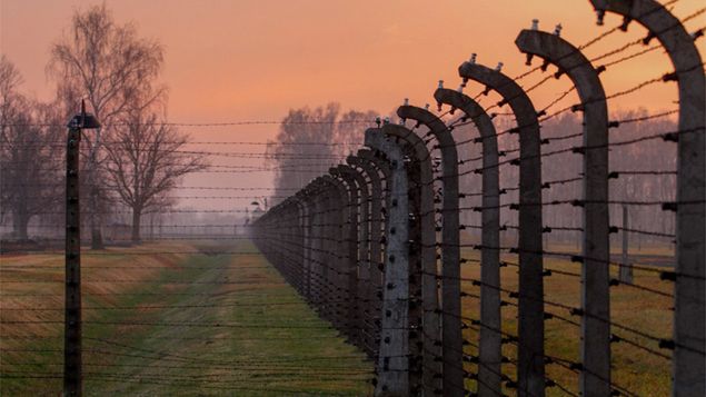Niemiecki obóz koncentracyjny Auschwitz Birkenau w Oświęcimiu