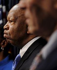 Amerykański Senat uchwalił rządowy plan ratowania banków