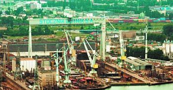 Dwie firmy powalczą o akcje Stoczni Gdynia