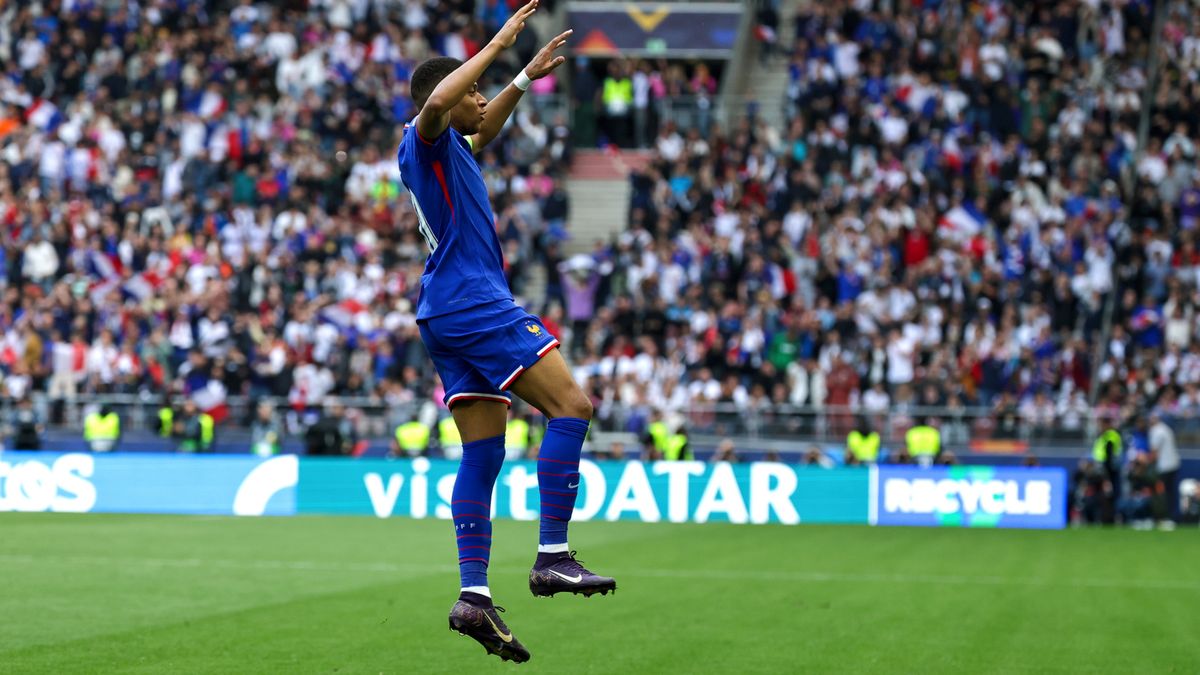 PAP/EPA / Christopher Neundorf / Kylian Mbappe