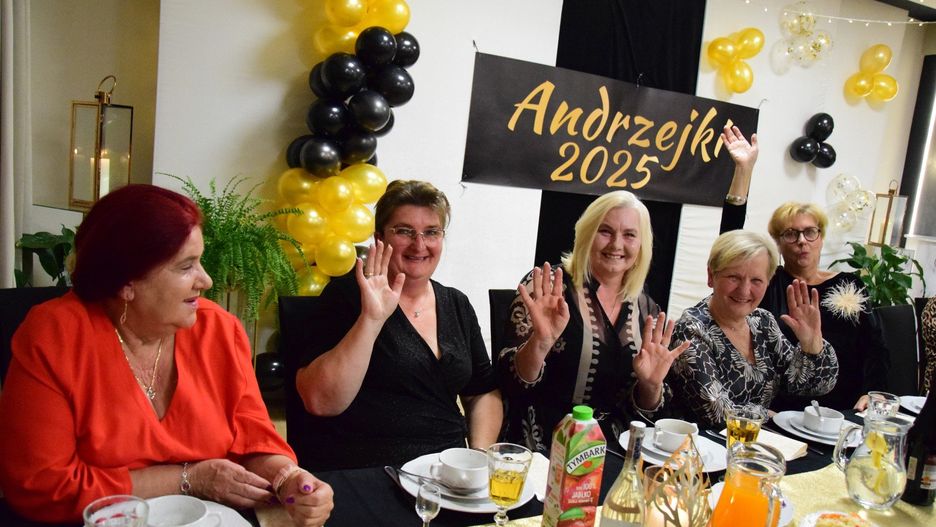 Andrzejki 2025 Uniwersytetu Trzeciego Wieku w Żninie - zdjęcia