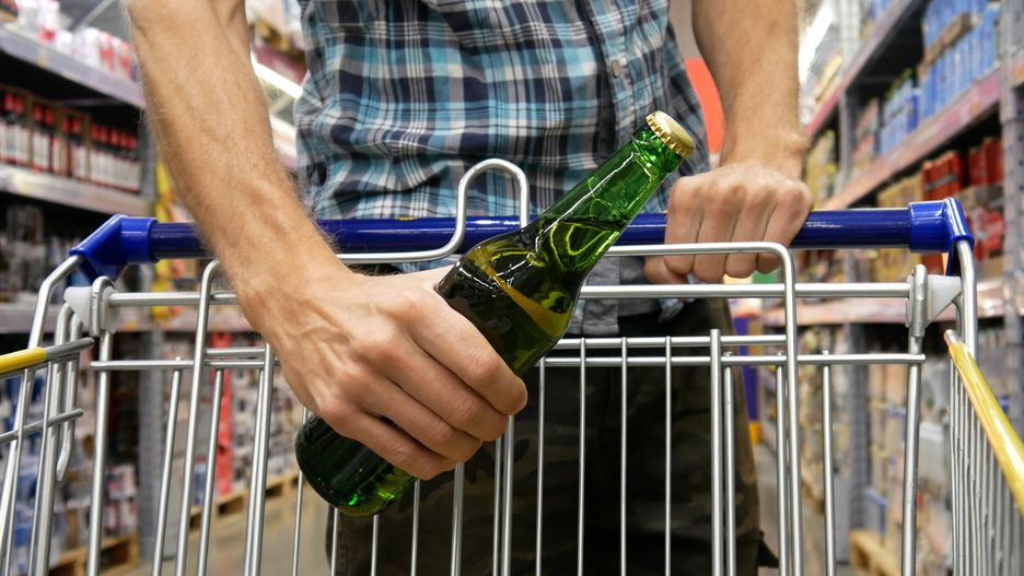 Kary za reklamę i promocję alkoholu zostaną zaostrzone
