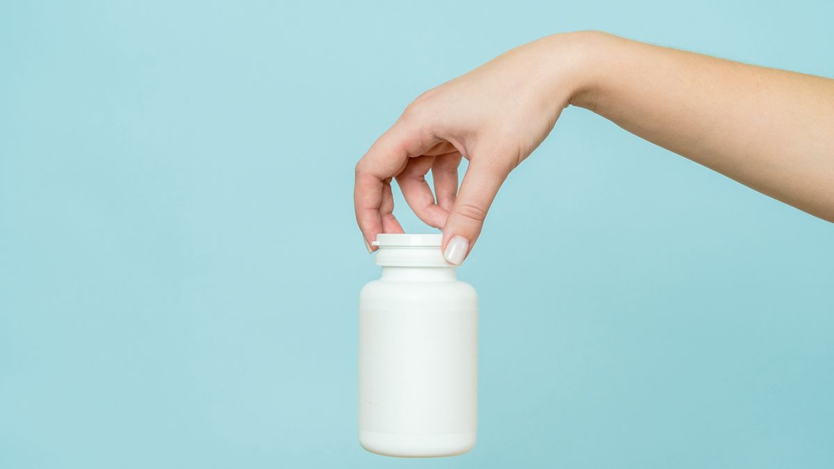 Oxycodone to silny lek przeciwbólowy z grupy opioidów.