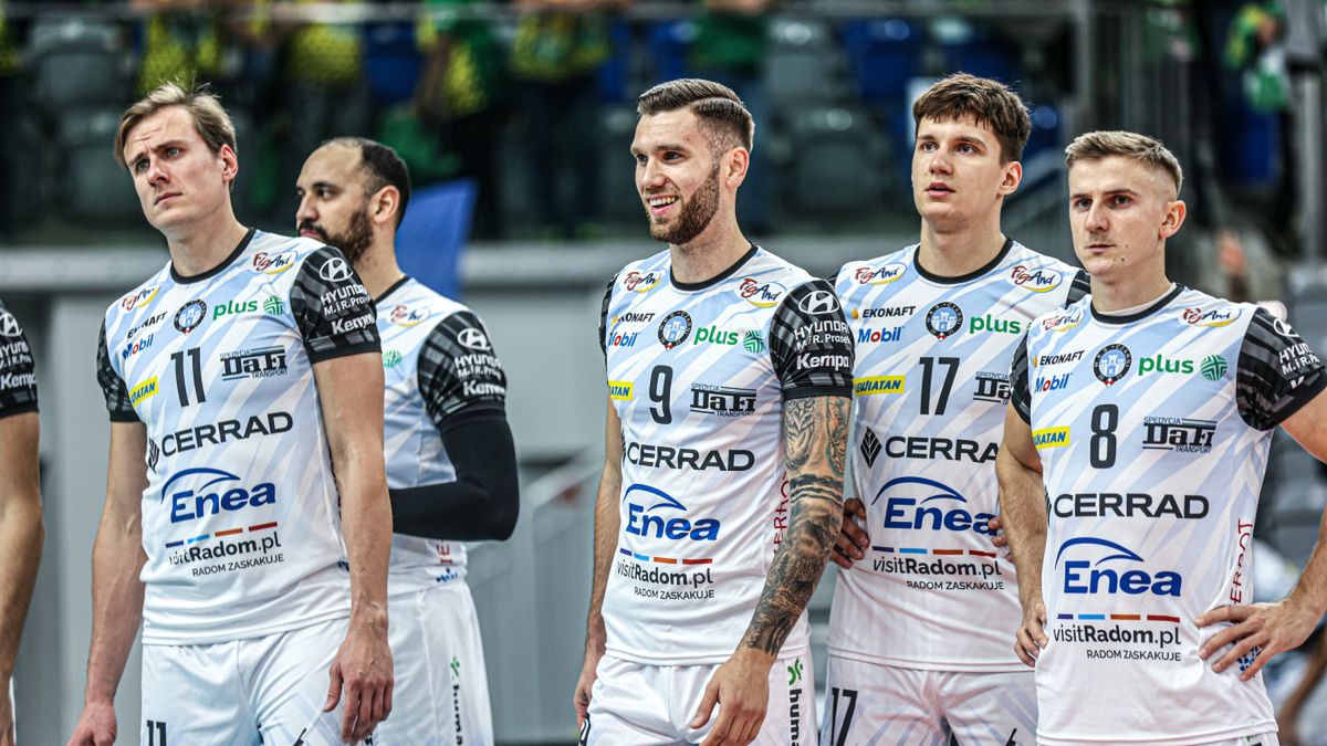 Materiały prasowe / PlusLiga/Adam Kurasiewicz / Na zdjęciu: Siatkarze Cerrad Enea Czarnych Radom