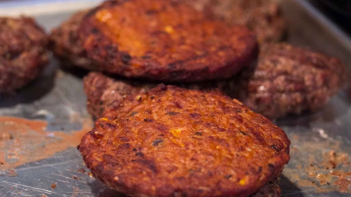 Mrożone burgery z wołowiny (100%, przygotowane)