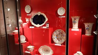 Kilkaset lat historii europejskiej porcelany zamknięte w gablotach szczecineckiego muzeum