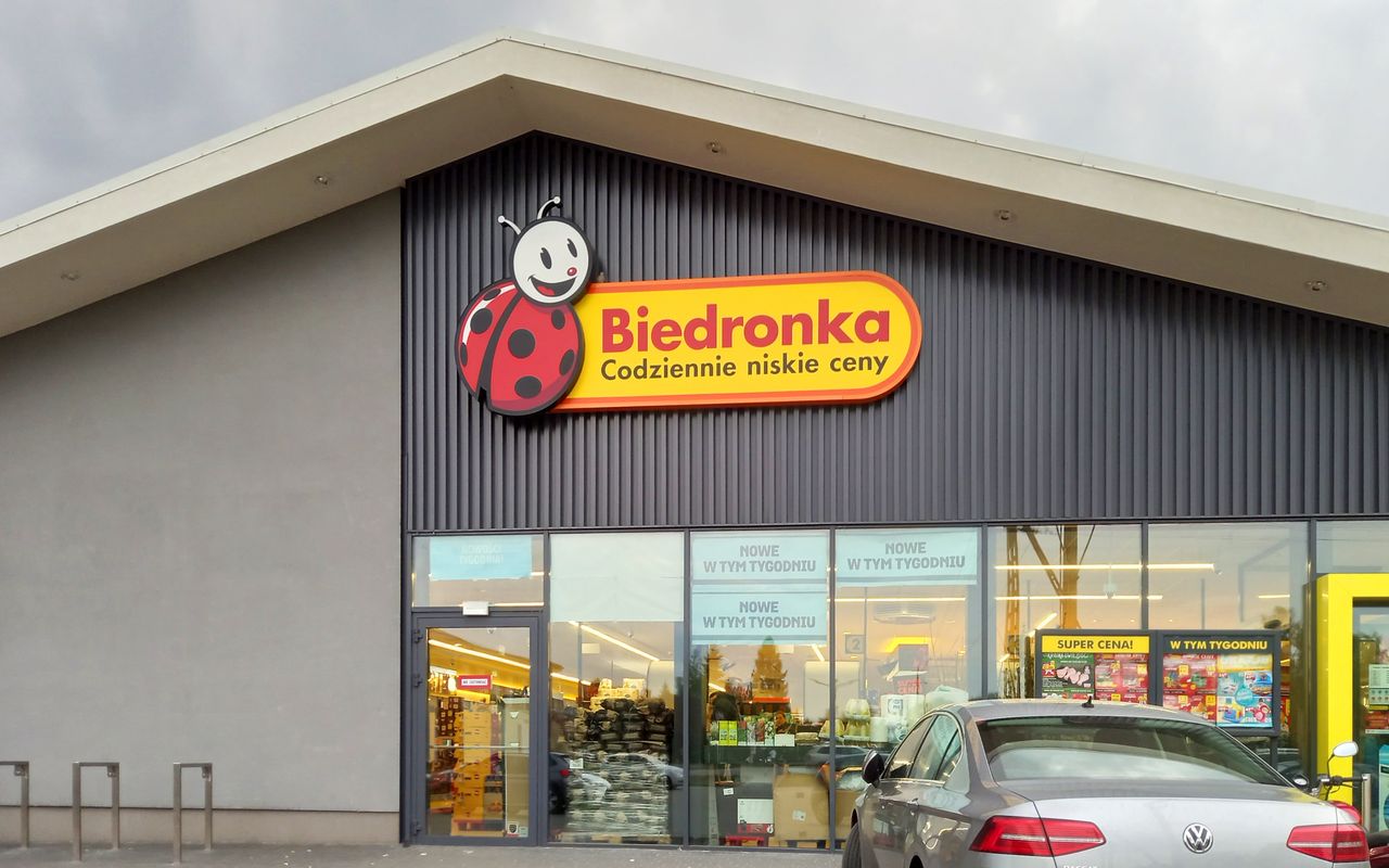 Znalazł to w mięsie z Biedronki. "Oczywisty skandal"