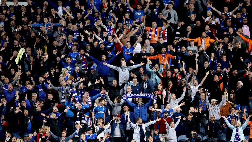 Zdjęcie okładkowe artykułu: Getty Images / Na zdjęciu: kibice Glasgow Rangers