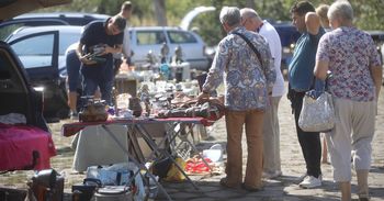 Bytom: Jarmark Staroci - tam trafisz na skarby nie z tej ziemi. Takie perełki znajdziesz na Szombierkach - ZDJĘCIA