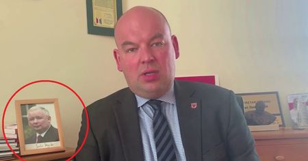 Kult prezesa niczym w "Misiu". Nagranie posła z PiS-u podbija sieć
