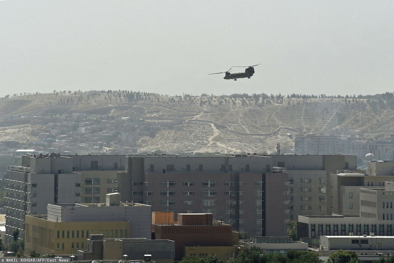 Amerykanie opuszczają Kabul (Photo by Wakil KOHSAR / AFP)