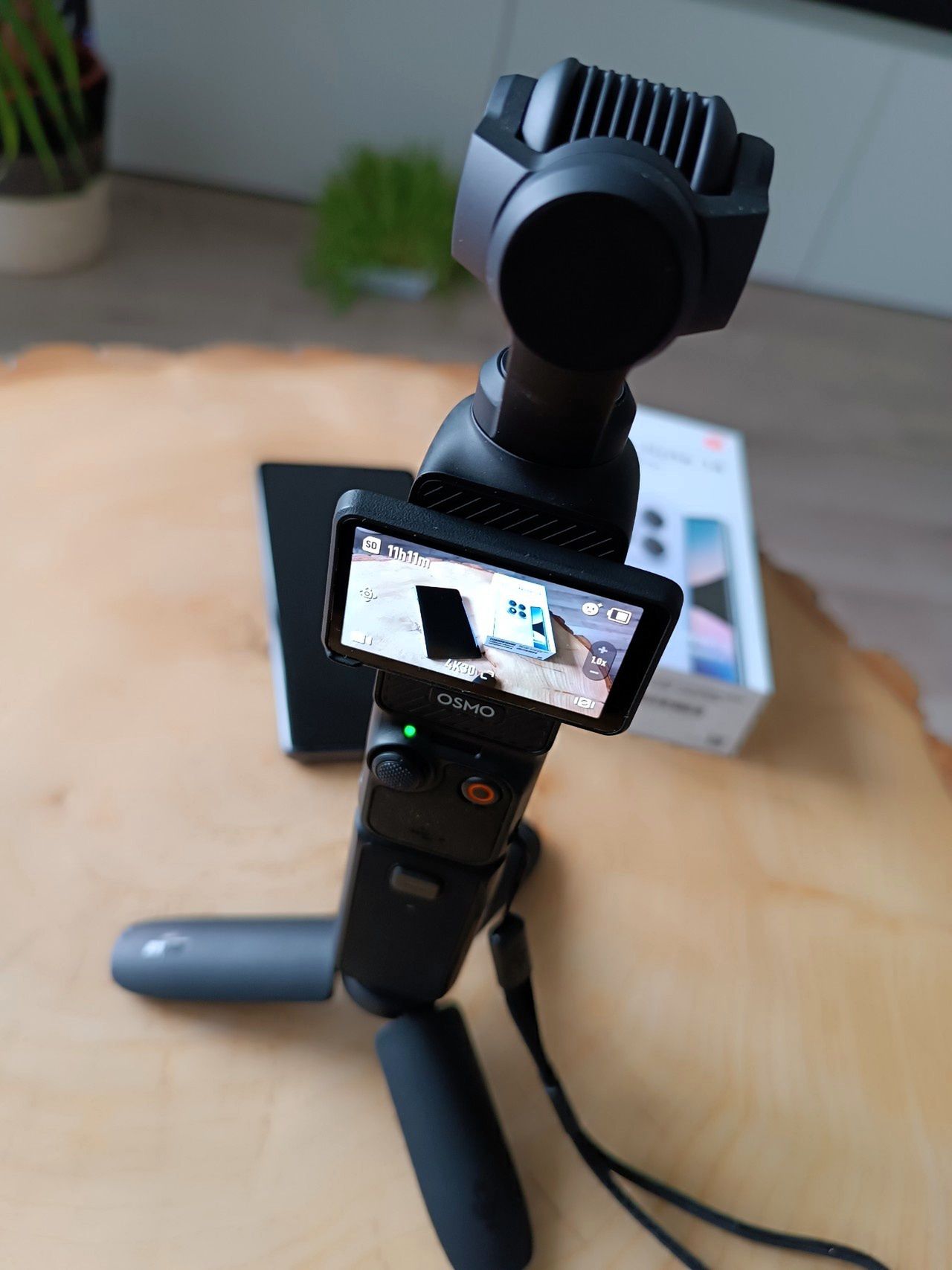 Xiaomi Redmi Note 14 w obiektywie dji osmo pocket 3