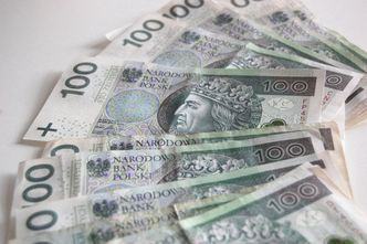 Zamrożenie cen prądu. Część seniorów może mieć wyższy limit. Oto kto skorzysta