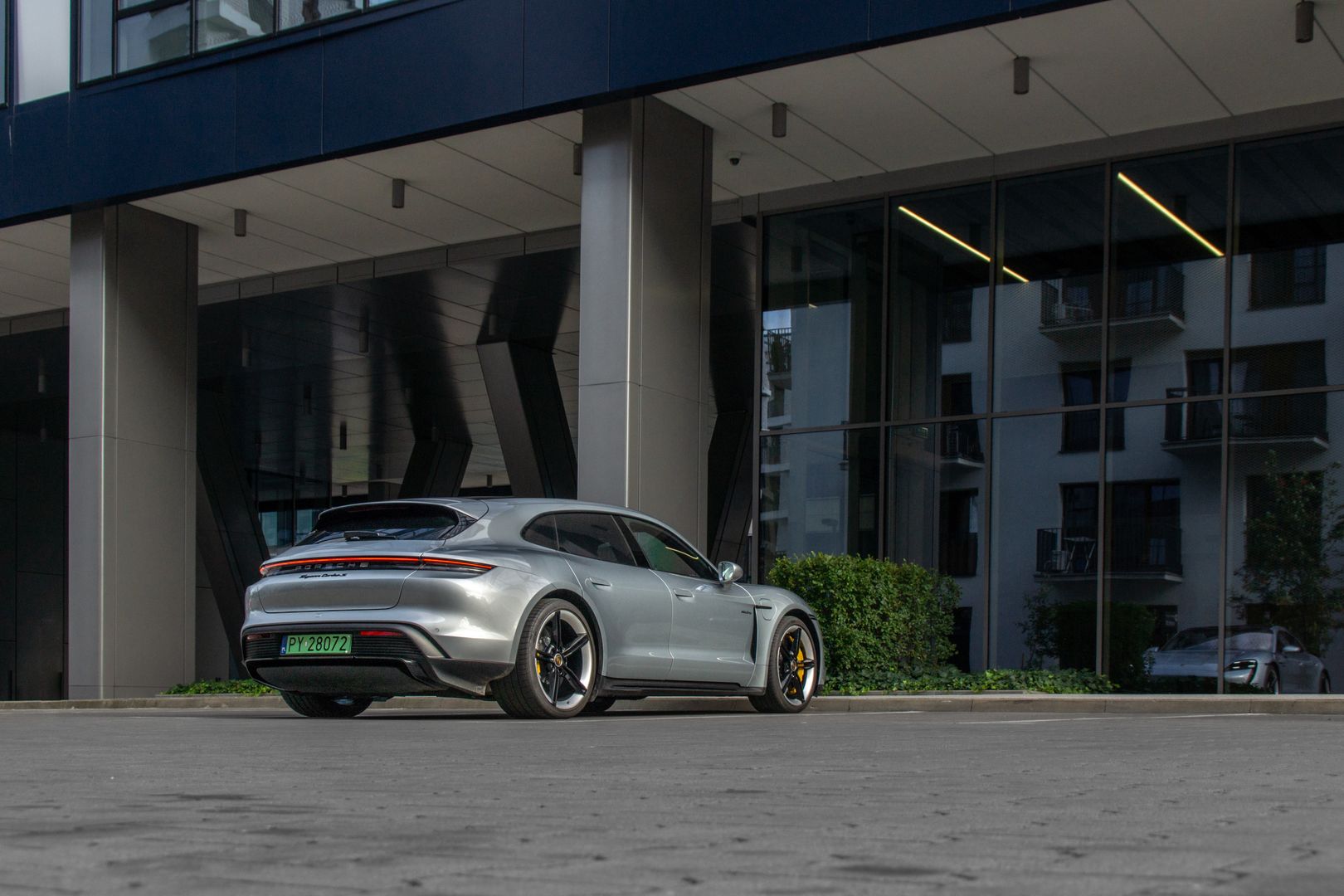 Porsche Taycan Turbo S Sport Turismo
