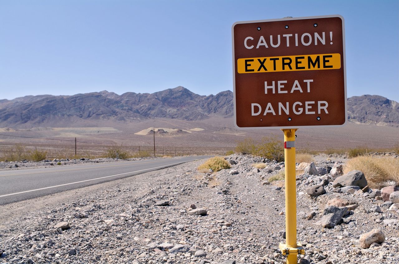 Record-breaking heatwave grips California's Death Valley