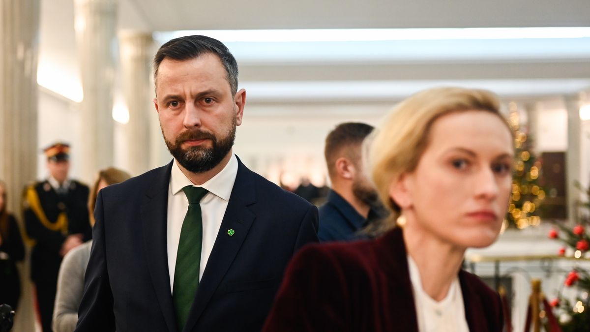 WARSAW, POLAND - DECEMBER 12: Upcoming Minister of Defense, Wladysław Kosiniak-Kamysz walks through the parliament corridors while being interviewed ahead of the vote of confidence on Donald Tusk's government cabinet during a session at the parliament (SEJM) on December 12, 2023 in Warsaw, Poland. on December 12, 2023 in Warsaw, Poland. After eight years of Poland's national conservative party in power, centrist Donald Tusk is back and set to forge a pro-EU government. (Photo by Omar Marques/Getty Images)