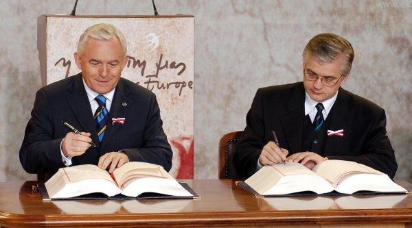Polska podpisała Traktat Akcesyjny