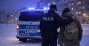 Bytów: Nocna interwencja. Policjanci uratowali 28-latka przed zamarznięciem