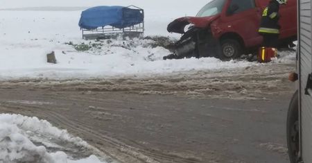 Wypadek drogowy w miejscowości Chocimów