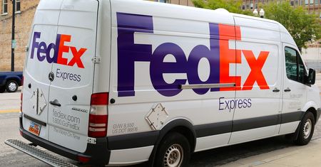 FedEx coraz bliżej przejęcia swojego rywala