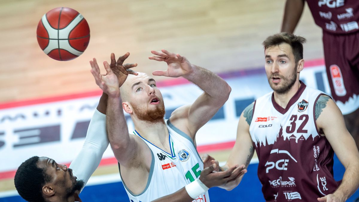 PAP / Tytus Żmijewski / Na zdjęciu od prawej: Kacper Młynarski