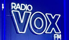 Zmiany w VOX FM. Nowi prezenterzy, pasmo i studio