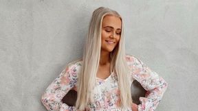 Nowe informacje o siostrze Haalanda. Nie uwierzysz, czym zajmuje się ta drobna blondynka