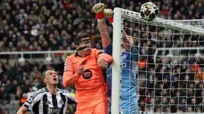 "Blokuje drużynę". Nie czekał na koniec meczu i uderzył w "Lewego"