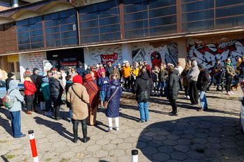 Białystok: Hala Mięsna tętni życiem. Wystawa "Pokochaj swoje osiedle"