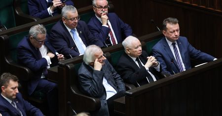 Zamieszanie w Sejmie. Kaczyński ledwo zdążył