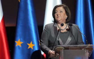 Komorowska jedzie do Holandii. Czy dobrze robi?