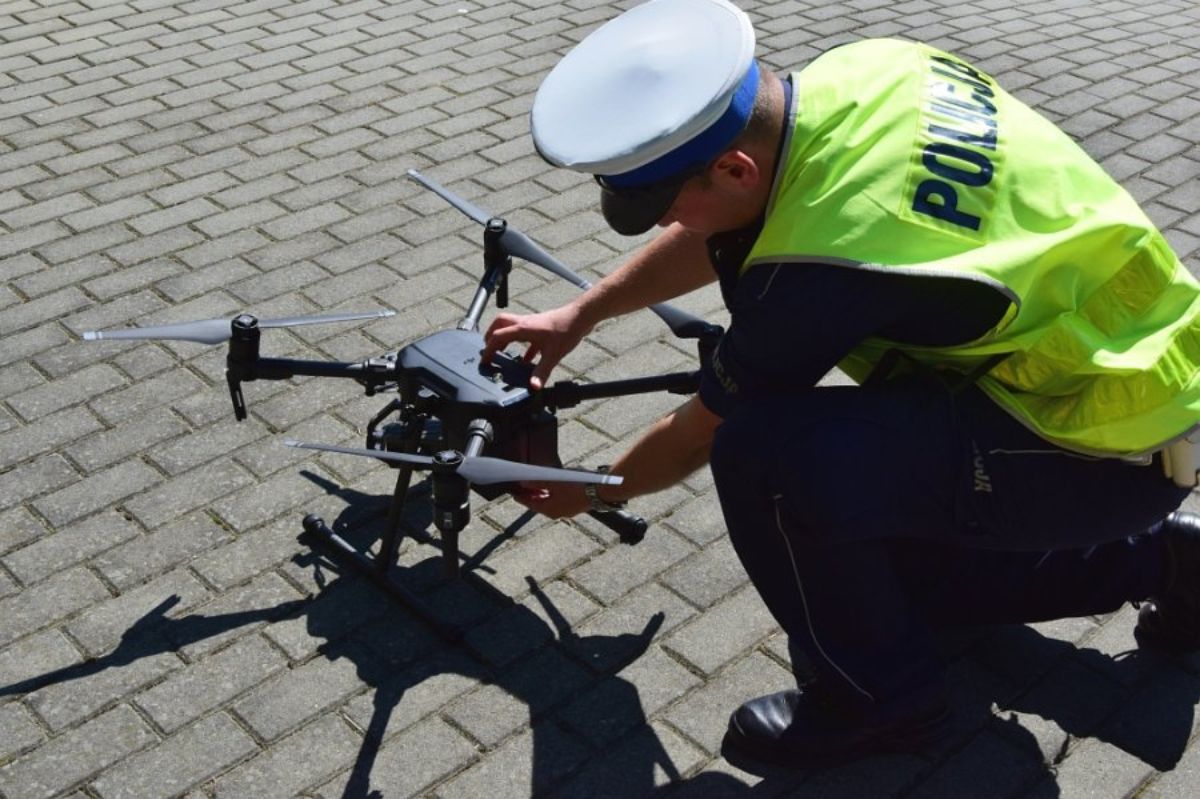 Policja wykorzystuje drony. Nie spodziewasz się mandatu