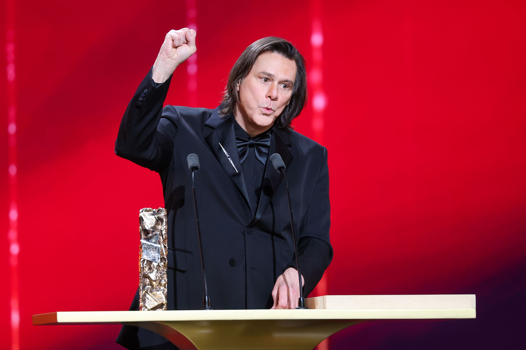 Jim Carrey, luty 2026