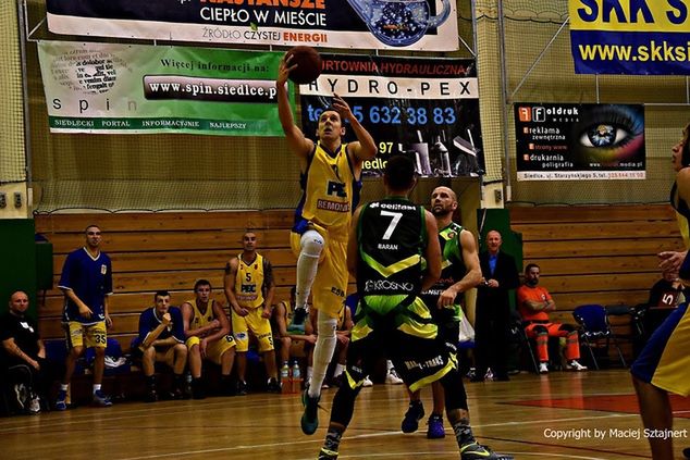 Adam Brenk zdobył osiem punktów