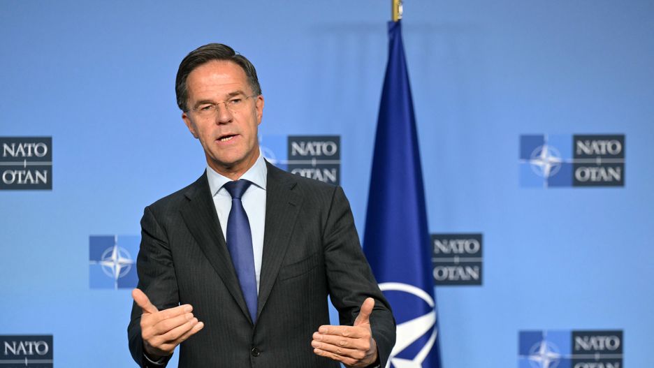 NATO chief Mark Rutte talks to the press before his meeting with the US Secretary of State at NATO's headquarters during a one-day visit for Ukraine talks with NATO chief, European Union diplomacy boss and Ukraine's Foreign Minister, in Brussels, Belgium, 13 November 2024. EPA/NICOLAS TUCAT / POOL Dostawca: PAP/EPA.