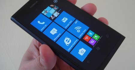 Microsoft zwolni tysiące pracowników Nokii. Porażka na rynku smartfonów